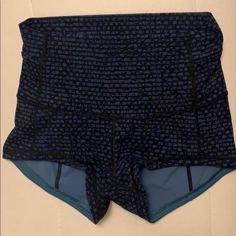 Lululemon High Waisted Short-Shorts